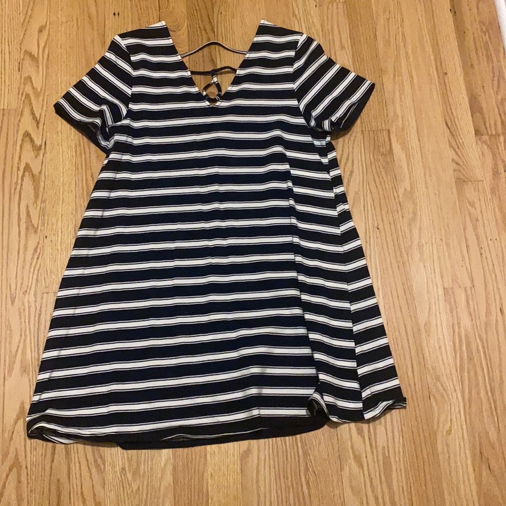 Love Riche navy and white striped short sleeved dress